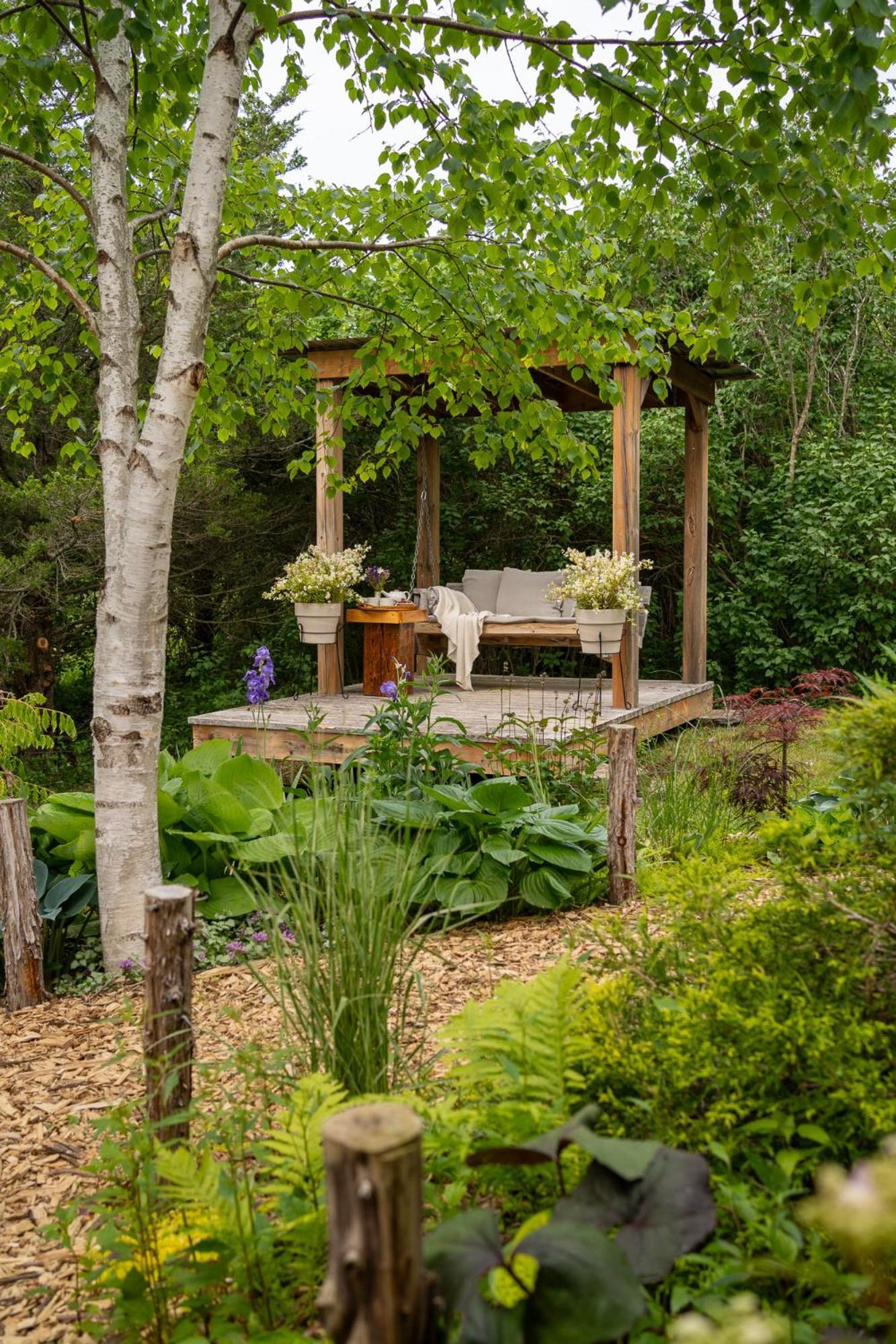 Owl'S Nest Suites Carrying Place Экстерьер фото